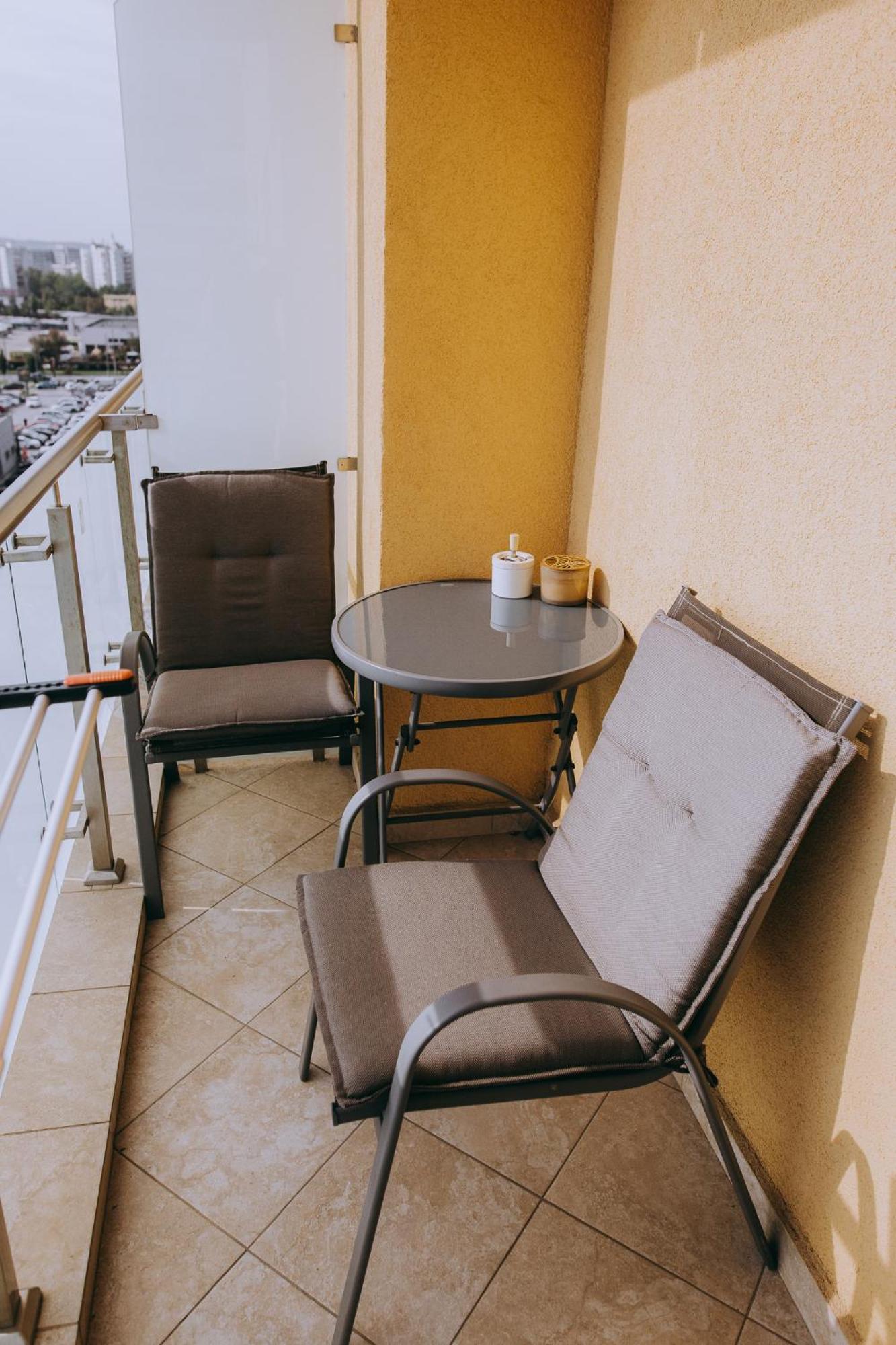 Dina Lux Iasi Apartment Exterior foto
