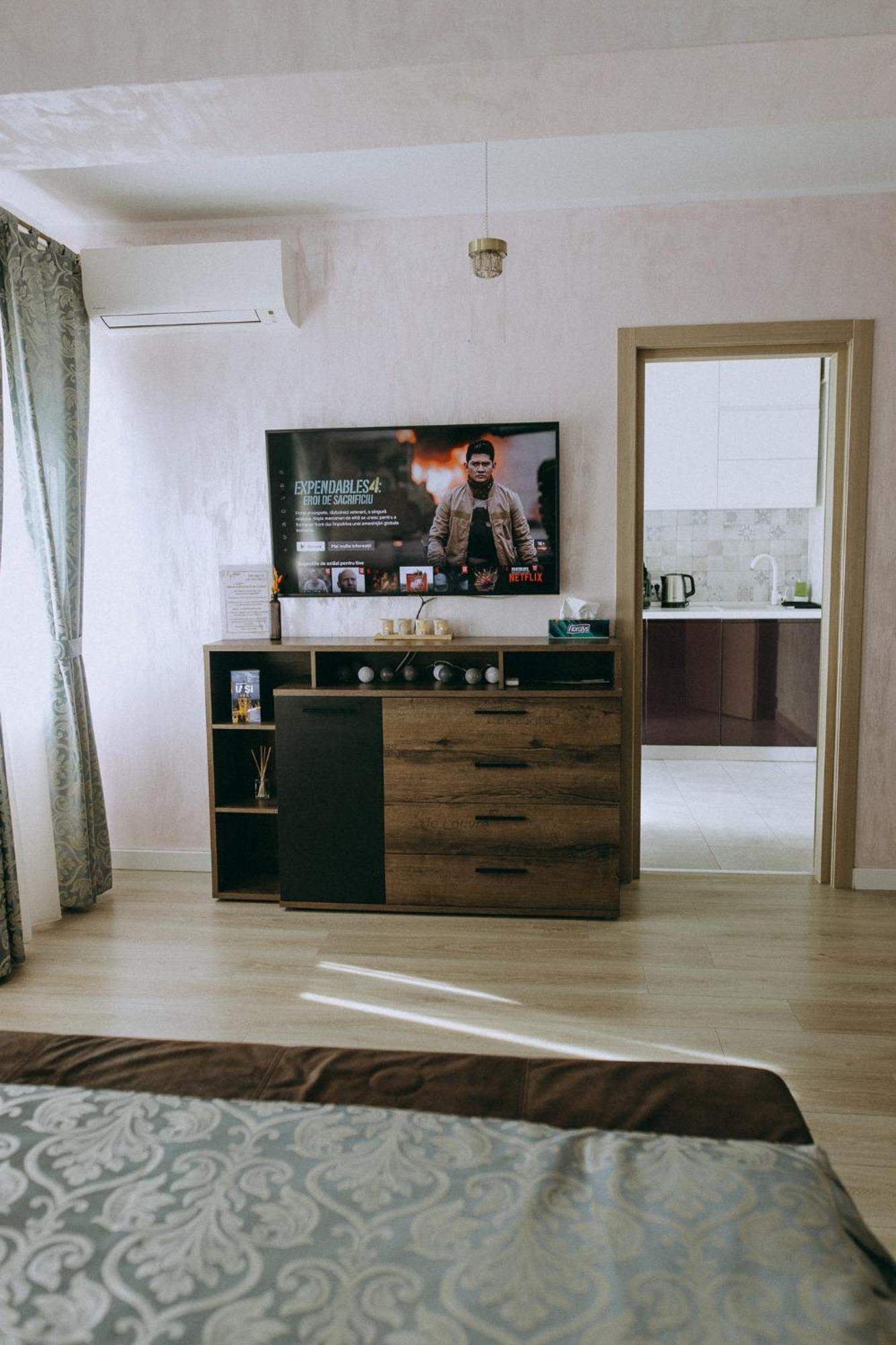 Dina Lux Iasi Apartment Exterior foto